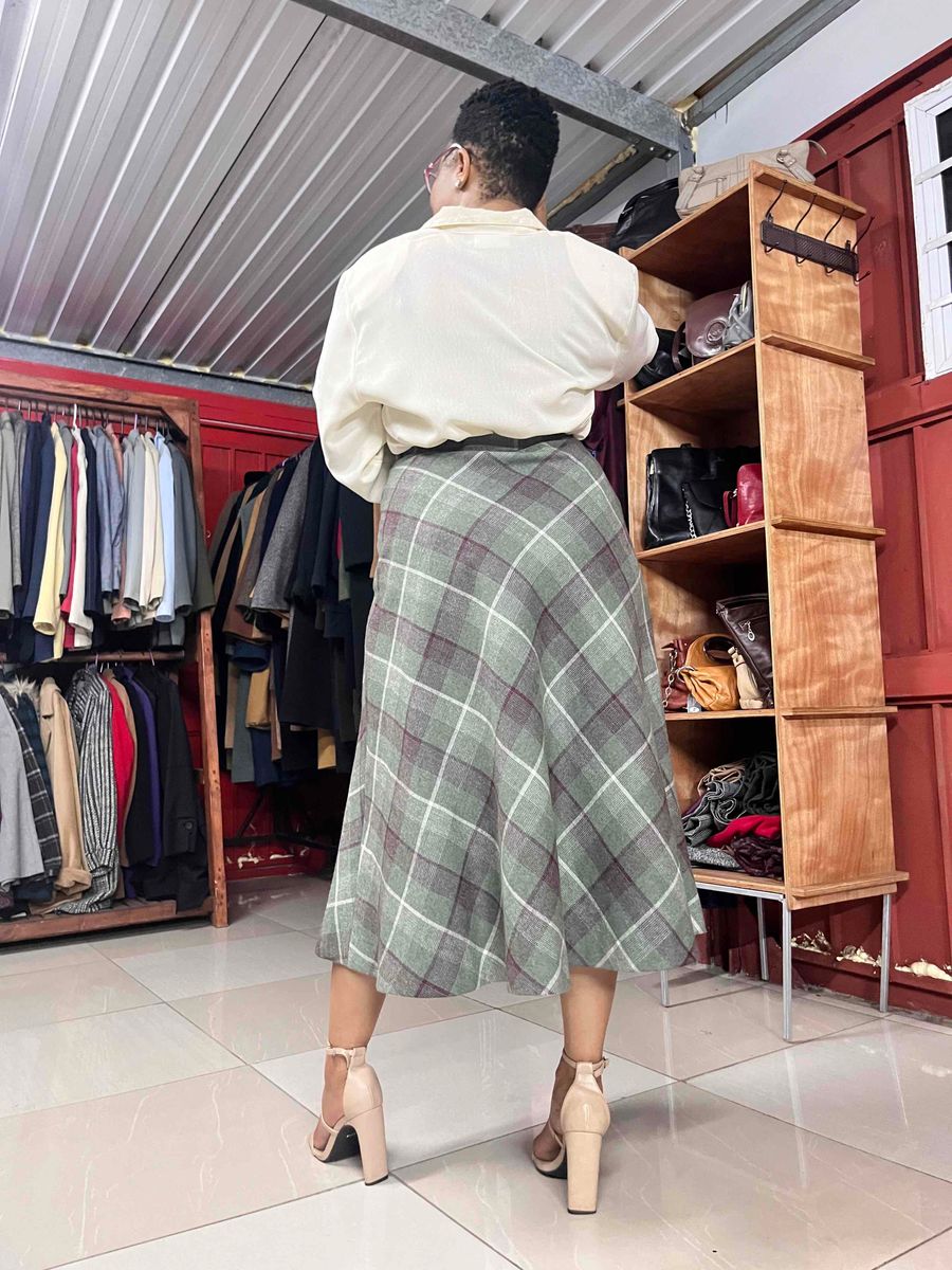 check ladies’ winter skirt